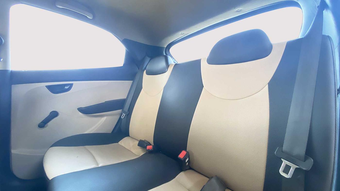 2015 Hyundai Eon ERA PLUS, Petrol, Manual, 45,488 km, Right Side Rear Door Cabin