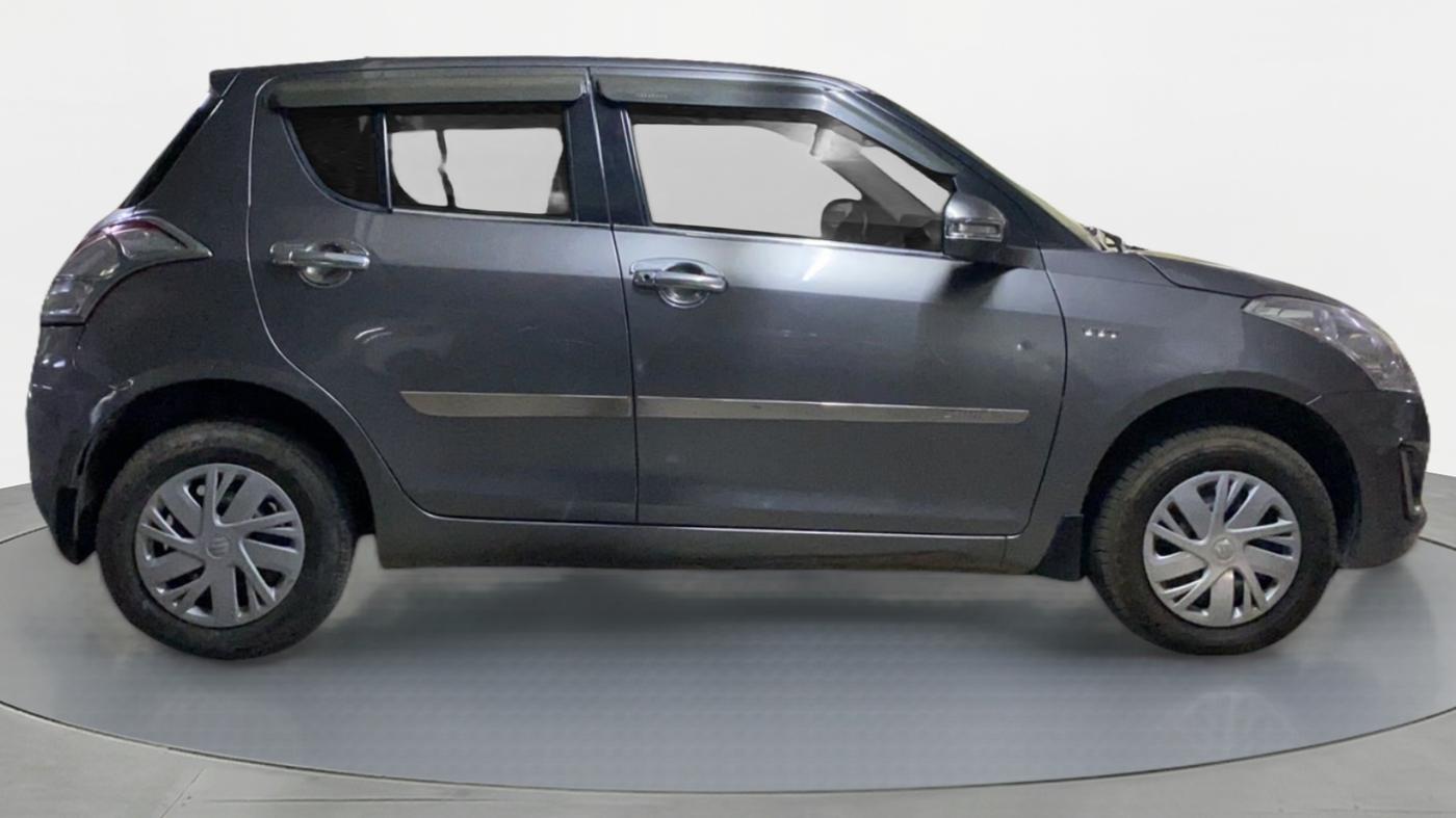 2017 Maruti Swift VXI D, Petrol, Manual, 66,829 km, Right Side