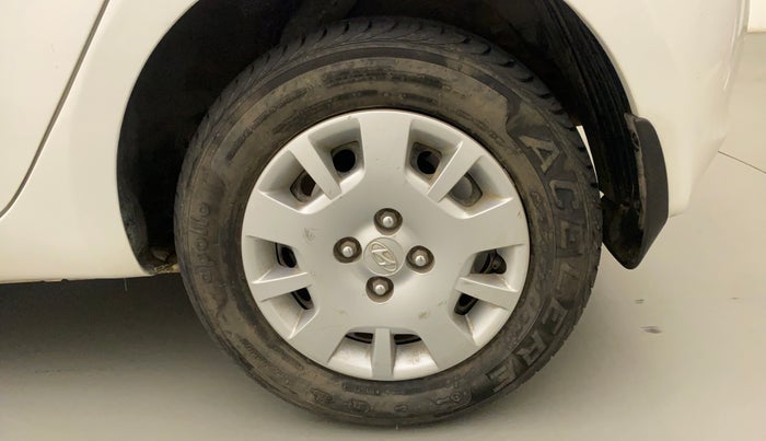 2013 Hyundai i20 MAGNA (O) 1.2, Petrol, Manual, 10,760 km, Left Rear Wheel