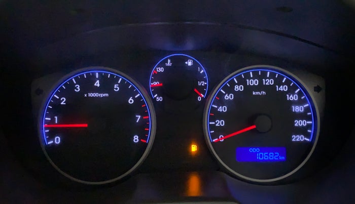 2013 Hyundai i20 MAGNA (O) 1.2, Petrol, Manual, 10,760 km, Odometer Image