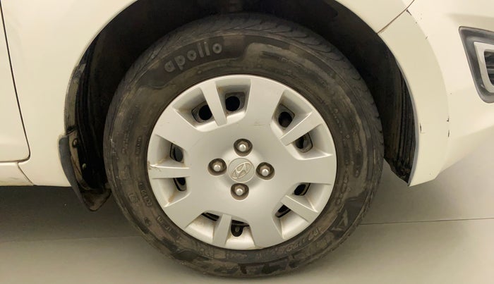 2013 Hyundai i20 MAGNA (O) 1.2, Petrol, Manual, 10,760 km, Right Front Wheel