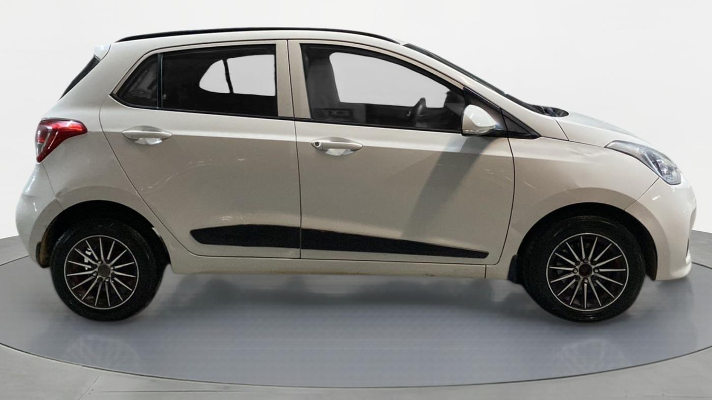 2018 Hyundai Grand i10 SPORTZ 1.2 KAPPA VTVT, Petrol, Manual, 86,393 km, Right Side View
