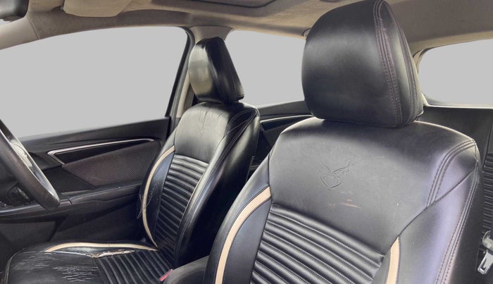 2017 Honda WR-V 1.2 i-VTEC VX MT, Petrol, Manual, 75,405 km, Right Side Front Door Cabin