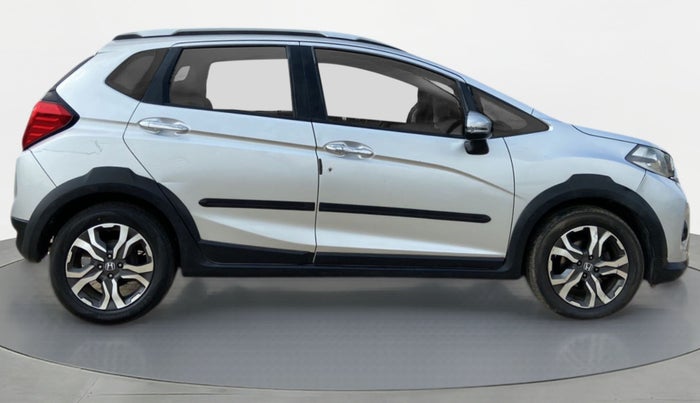 2017 Honda WR-V 1.2 i-VTEC VX MT, Petrol, Manual, 75,405 km, Right Side View