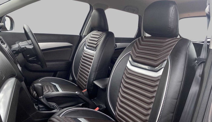 2022 Toyota URBAN CRUISER Premium AT, Petrol, Automatic, 1,097 km, Right Side Front Door Cabin
