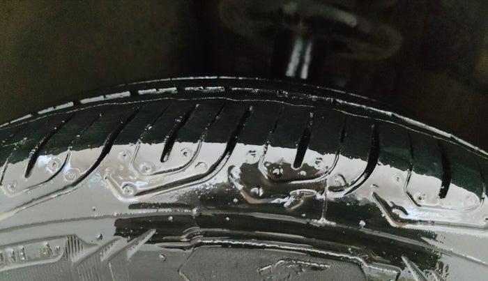 2019 Volkswagen Vento COMFORTLINE DIESEL 1.5, Diesel, Manual, 59,847 km, Left Front Tyre Tread