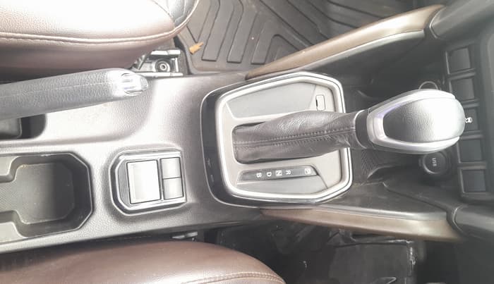2023 Toyota URBAN CRUISER HYRYDER G HYBRID, Hybrid, Automatic, 64,269 km, Gear Lever