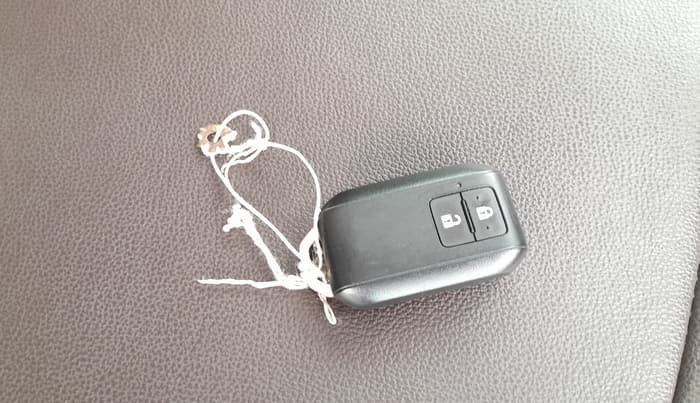 2023 Toyota URBAN CRUISER HYRYDER G HYBRID, Hybrid, Automatic, 64,269 km, Key Close Up