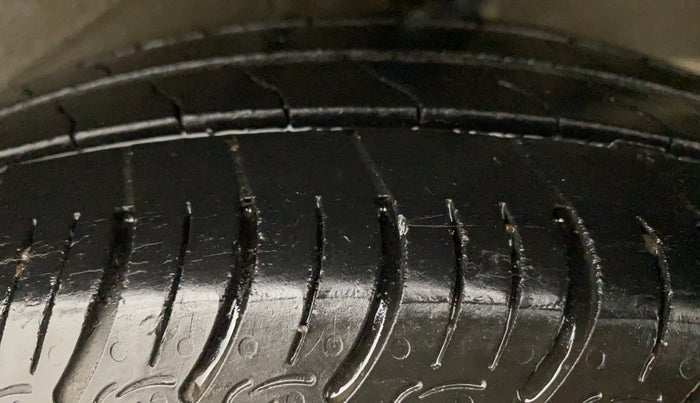 2022 Maruti New Wagon-R ZXI 1.2, Petrol, Manual, 25,946 km, Left Rear Tyre Tread