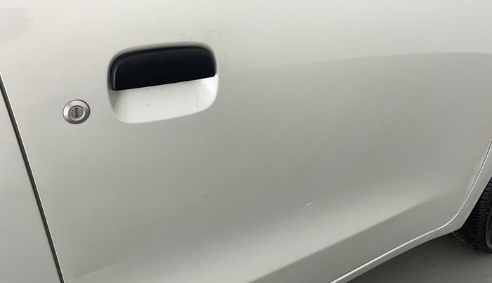 2020 Maruti New Wagon-R LXI 1.0 L, Petrol, Manual, 2,713 km, Driver-side door - Slightly dented