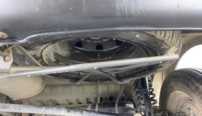 2019 Maruti Eeco 5 STR CNG WITH AC PLUSHTR, CNG, Manual, 42,502 km, Spare Tyre