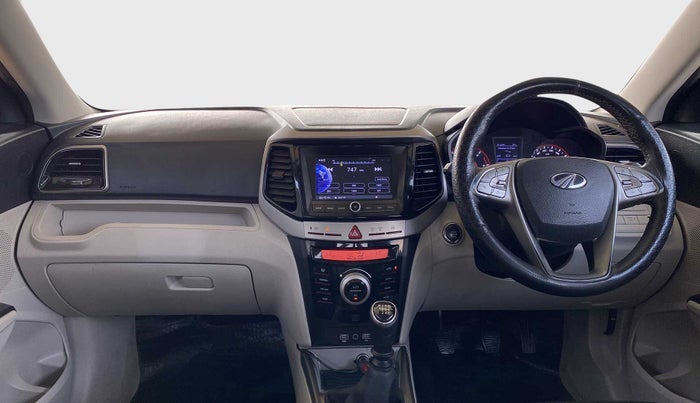 2021 Mahindra XUV300 W8 DIESEL MT, Diesel, Manual, 31,016 km, Dashboard