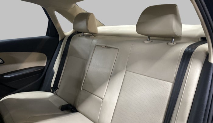2017 Skoda Rapid Style 1.5 TDI AT, Diesel, Automatic, 60,815 km, Right Side Rear Door Cabin