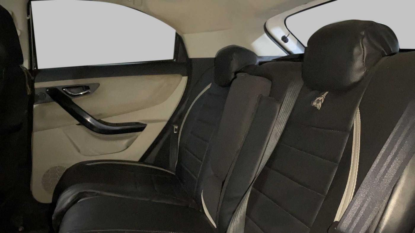 2021 Tata NEXON XZ+ SUNROOF 1.5 RTQ, Diesel, Manual, 64,583 km, Right Side Rear Door Cabin
