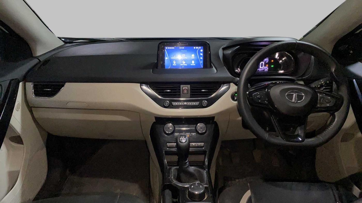 2021 Tata NEXON XZ+ SUNROOF 1.5 RTQ, Diesel, Manual, 64,583 km, Dashboard