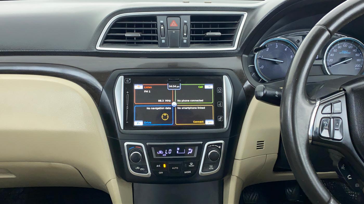 2017 Maruti Ciaz ALPHA 1.3 DDIS SHVS, Diesel, Manual, 59,898 km, Air Conditioner