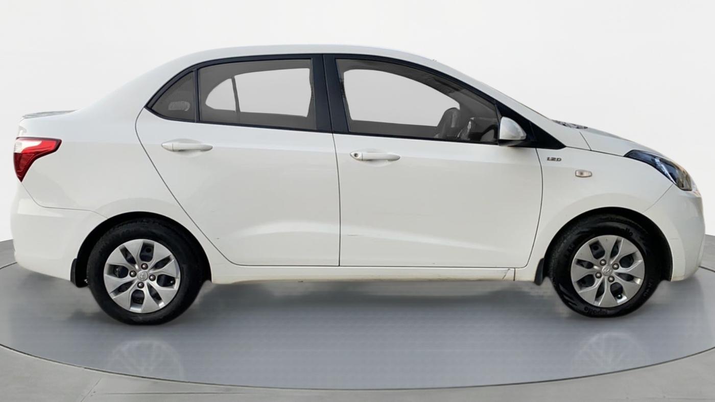 2017 Hyundai Xcent E PLUS CRDI, Diesel, Manual, 65,265 km, Right Side View