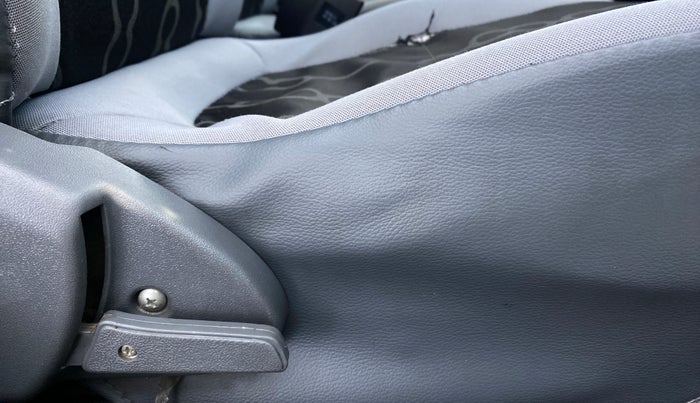 2013 Maruti Alto 800 LXI, Petrol, Manual, 41,306 km, Driver Side Adjustment Panel