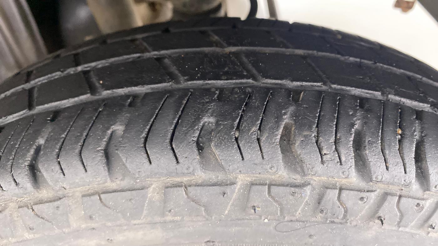2013 Maruti Alto 800 LXI, Petrol, Manual, 41,306 km, Left Rear Tyre Tread