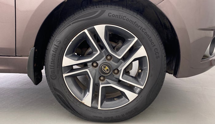 2017 Tata TIGOR XZ 1.2 REVOTRON OPT, Petrol, Manual, 60,487 km, Right Front Wheel