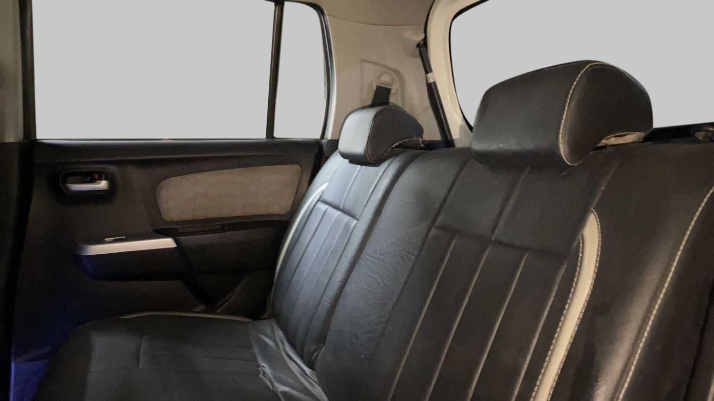 2013 Maruti Wagon R 1.0 VXI, Petrol, Manual, 31,970 km, Right Side Rear Door Cabin