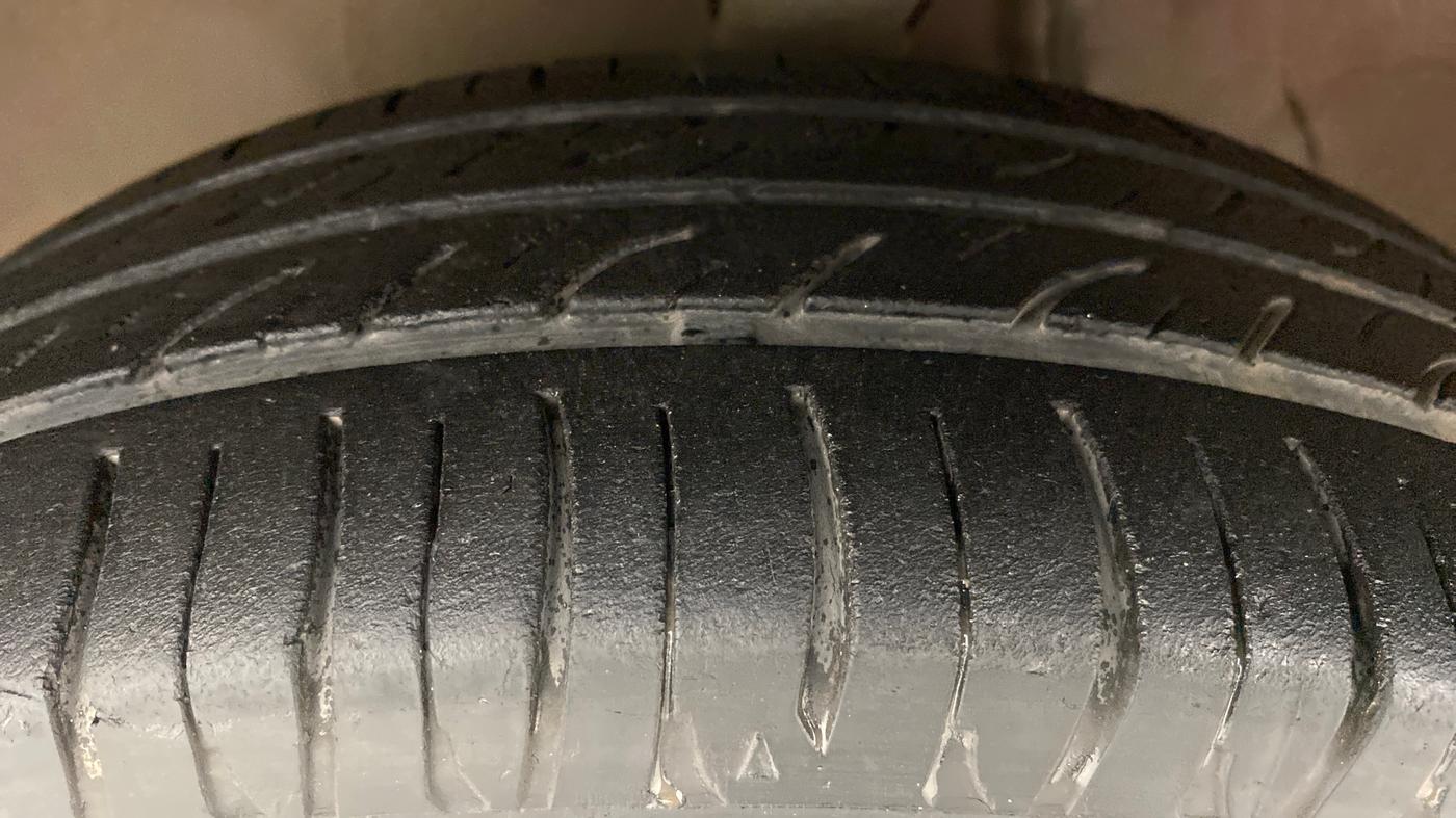 2010 Maruti Alto K10 VXI, Petrol, Manual, 54,671 km, Left Front Tyre Tread