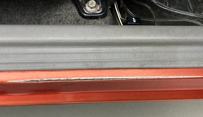 2010 Maruti Alto K10 VXI, Petrol, Manual, 54,671 km, Right running board - Minor scratches