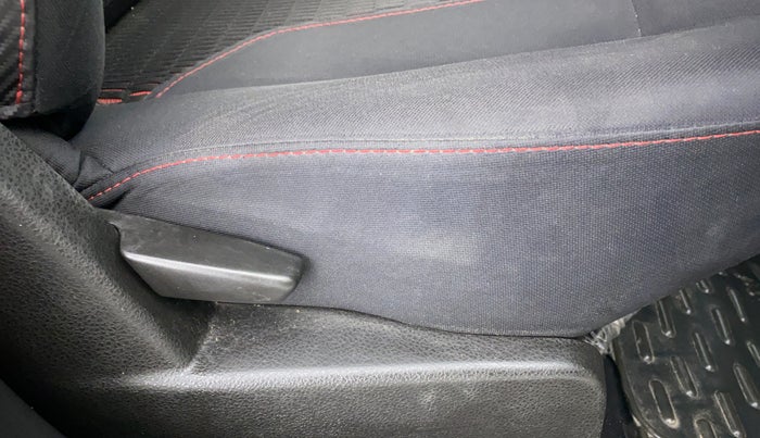 2018 Renault Duster RXS 85 PS, Diesel, Manual, 55,448 km, Driver Side Adjustment Panel