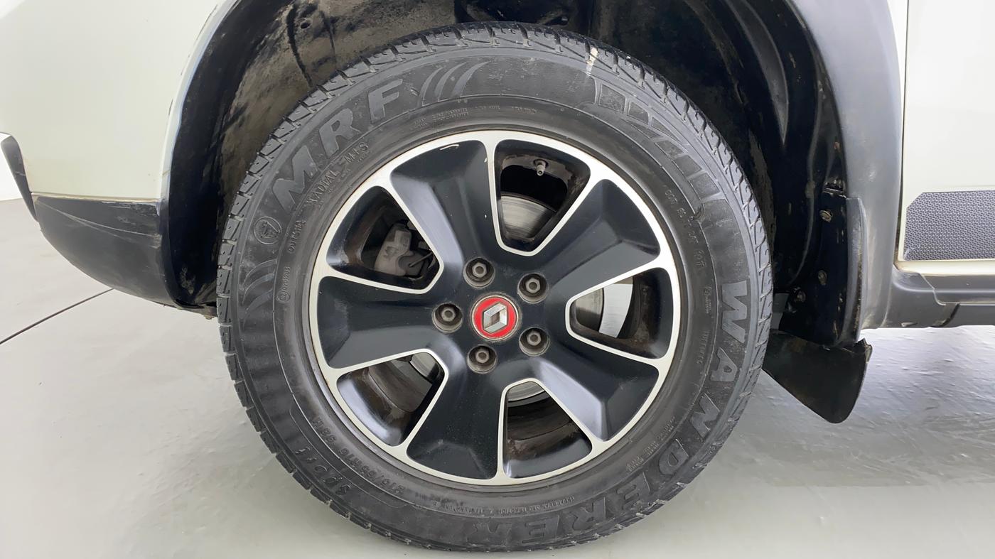 2018 Renault Duster RXS 85 PS, Diesel, Manual, 55,448 km, Left Front Wheel