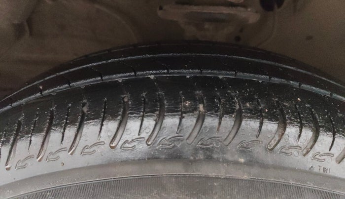2020 Maruti S PRESSO VXI+, Petrol, Manual, 54,626 km, Left Front Tyre Tread