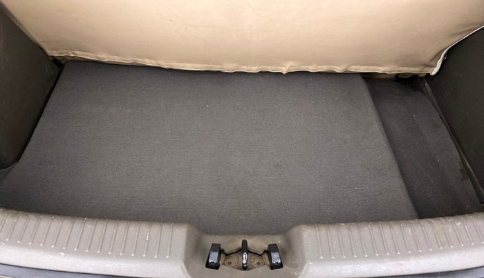 2015 Hyundai i10 MAGNA 1.1 IRDE2, Petrol, Manual, 42,653 km, Boot Inside