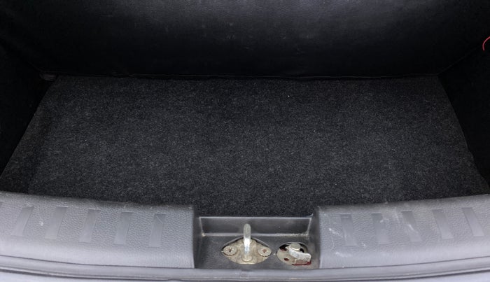 2013 Maruti Swift VXI D, Petrol, Manual, 37,446 km, Boot Inside