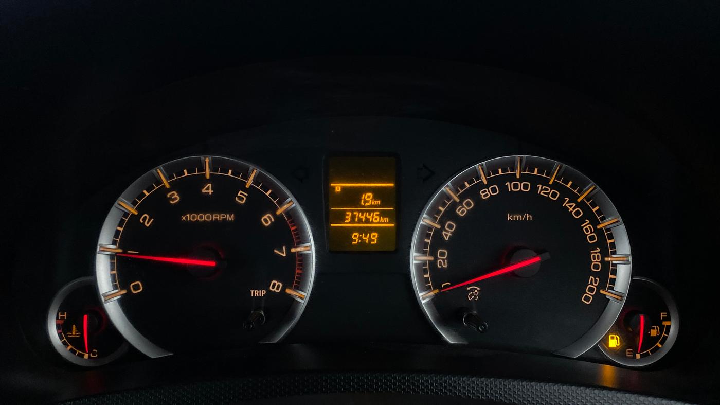 2013 Maruti Swift VXI D, Petrol, Manual, 37,446 km, Odometer Image