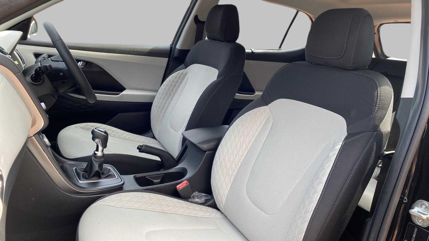 2021 Hyundai Creta SX PETROL MT, Petrol, Manual, 11,657 km, Right Side Front Door Cabin