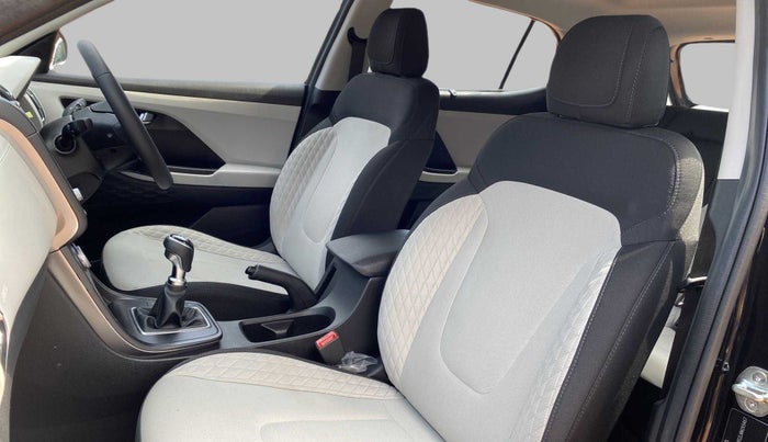 2021 Hyundai Creta SX PETROL MT, Petrol, Manual, 11,657 km, Right Side Front Door Cabin