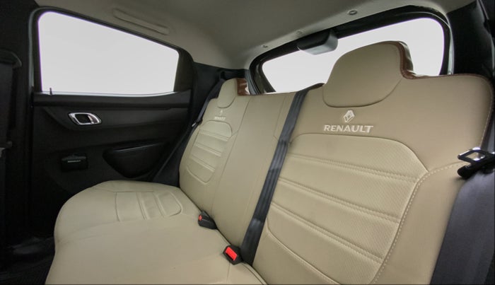 2019 Renault Kwid 1.0 RXT Opt, Petrol, Manual, 21,168 km, Right Side Rear Door Cabin