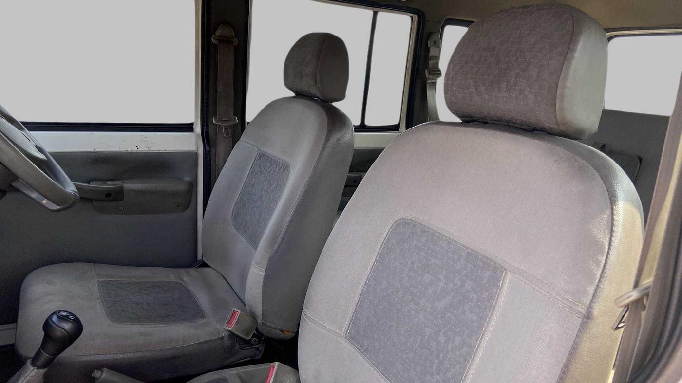 2017 Mahindra Bolero POWER+ SLE, Diesel, Manual, 45,174 km, Right Side Front Door Cabin