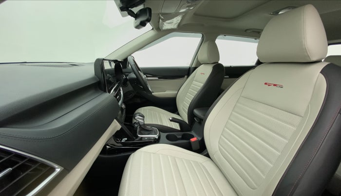 2019 KIA SELTOS GTX + AT PETROL, Petrol, Automatic, 20,453 km, Right Side Front Door Cabin