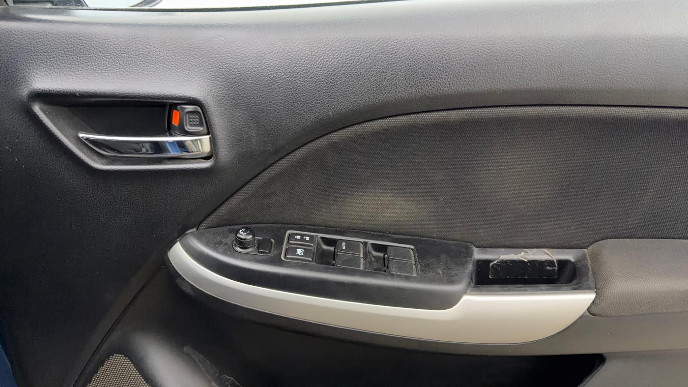 2017 Maruti Baleno DELTA PETROL 1.2, Petrol, Manual, 64,118 km, Driver Side Door Panels Control