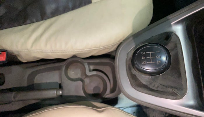 2015 Hyundai i10 SPORTZ 1.1, Petrol, Manual, 44,695 km, Gear Lever