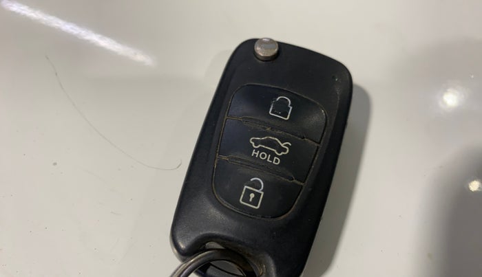 2015 Hyundai i10 SPORTZ 1.1, Petrol, Manual, 44,695 km, Key Close Up