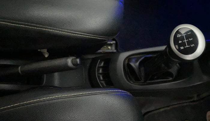 2014 Maruti Wagon R 1.0 LXI CNG SIGNATURE EDITION, CNG, Manual, 48,467 km, Gear Lever