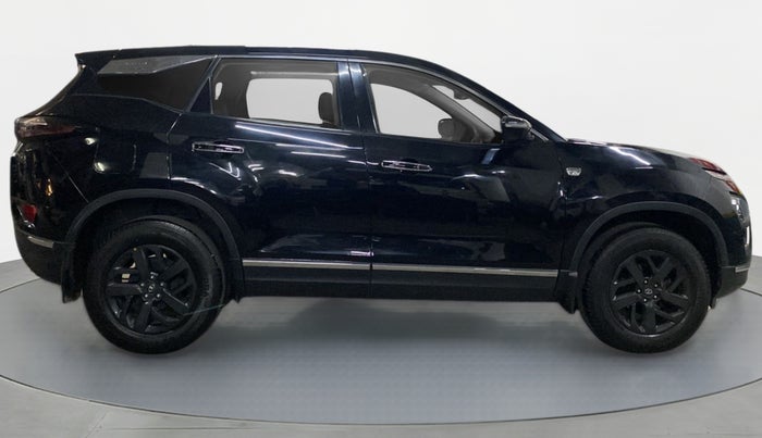 2020 Tata Harrier XZ+ DARK EDITION, Diesel, Manual, 25,072 km, Right Side View