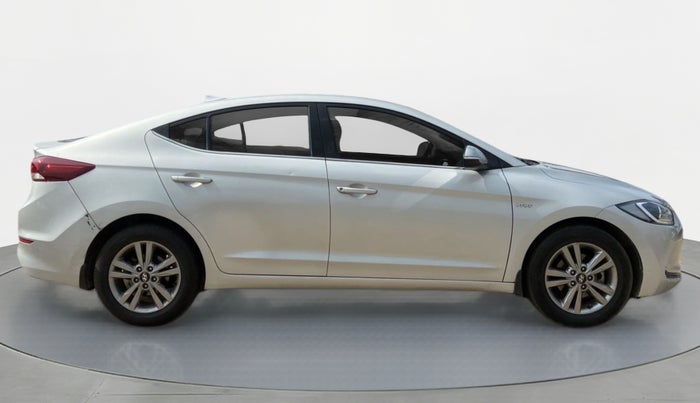 2017 Hyundai New Elantra 2.0 SX MT, Petrol, Manual, 61,558 km, Right Side View
