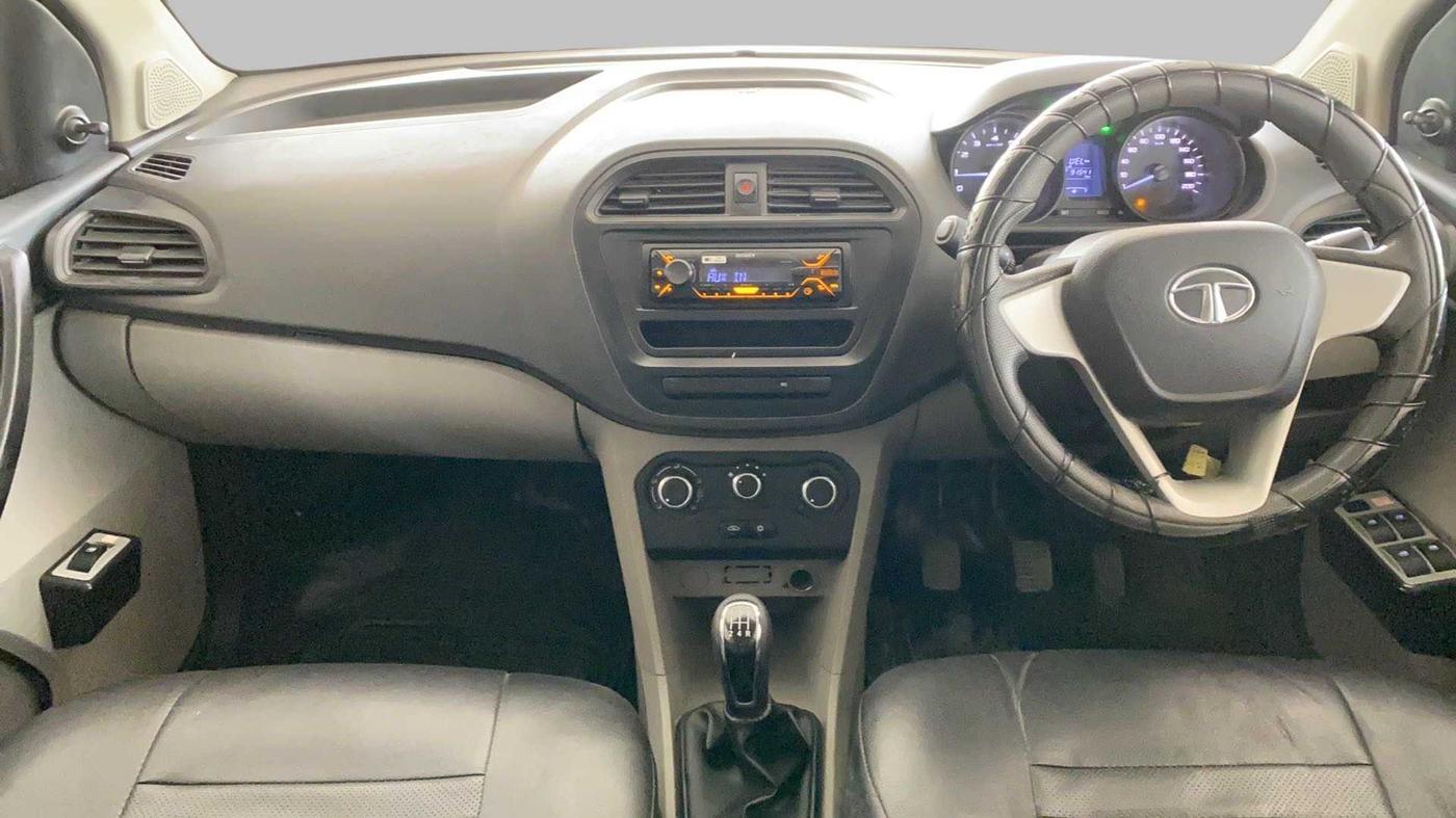 2018 Tata Tiago XE 1.05 REVOTORQ, Diesel, Manual, 91,541 km, Dashboard