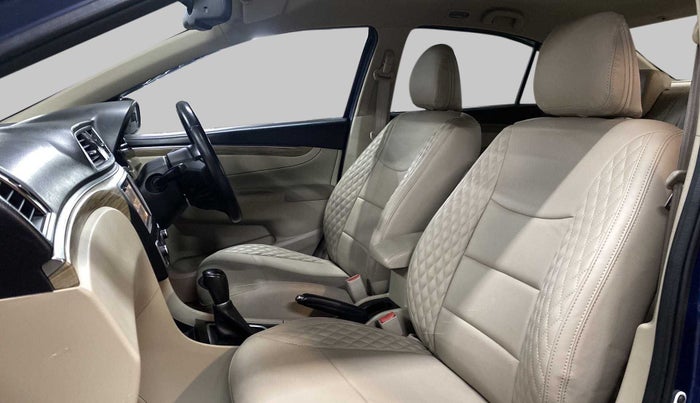 2018 Maruti Ciaz ALPHA 1.5 AT SHVS, Petrol, Automatic, 32,337 km, Right Side Front Door Cabin
