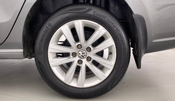 2013 Volkswagen Vento HIGHLINE PETROL AT, Petrol, Automatic, 43,531 km, Left Rear Wheel