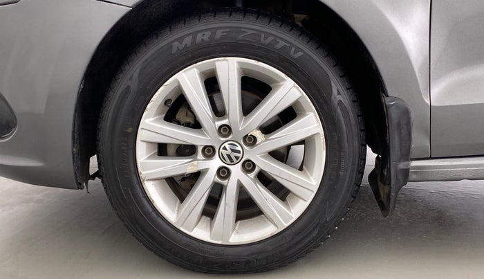 2013 Volkswagen Vento HIGHLINE PETROL AT, Petrol, Automatic, 43,531 km, Left Front Wheel