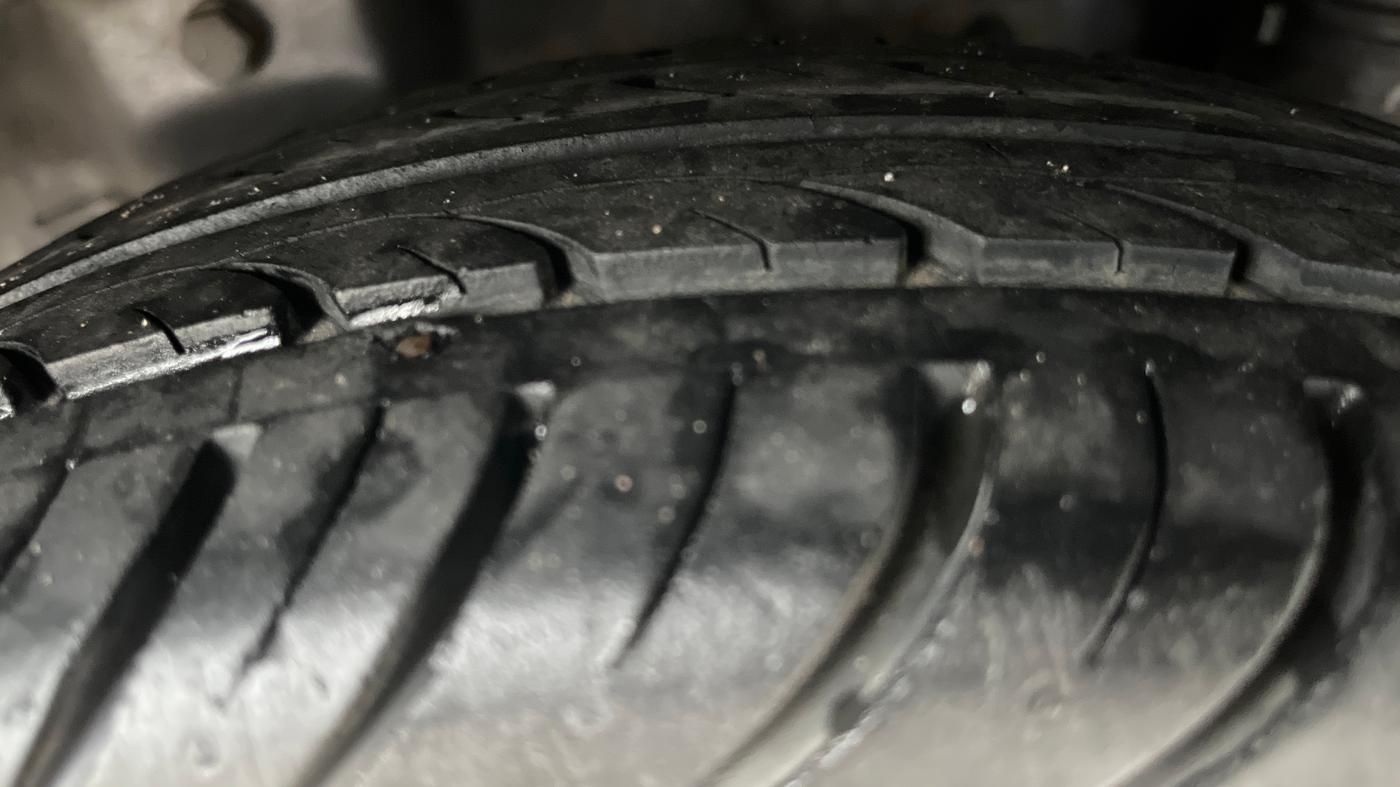 2018 Hyundai Eon ERA +, Petrol, Manual, 53,172 km, Left Rear Tyre Tread