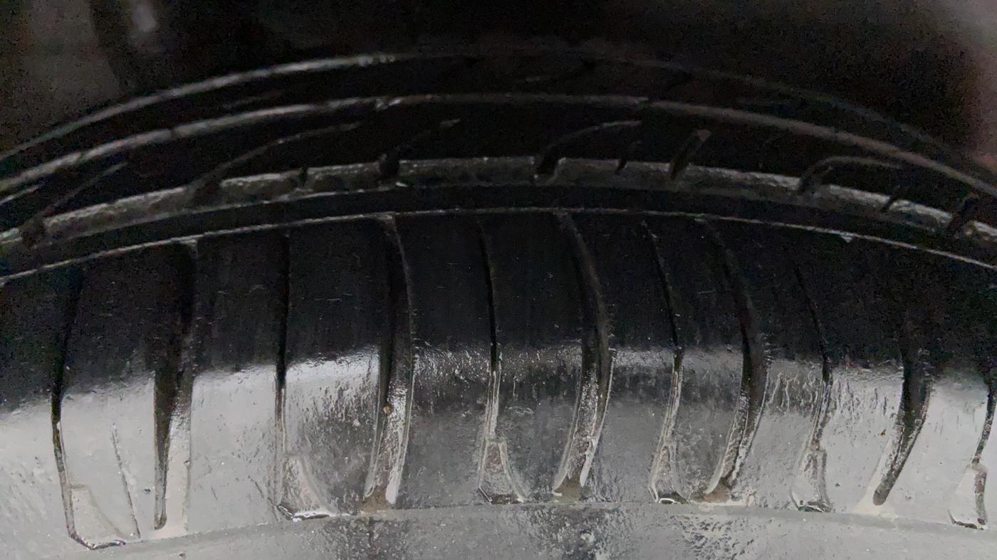 2012 Honda City V AT, Petrol, Automatic, 56,992 km, Right Rear Tyre Tread